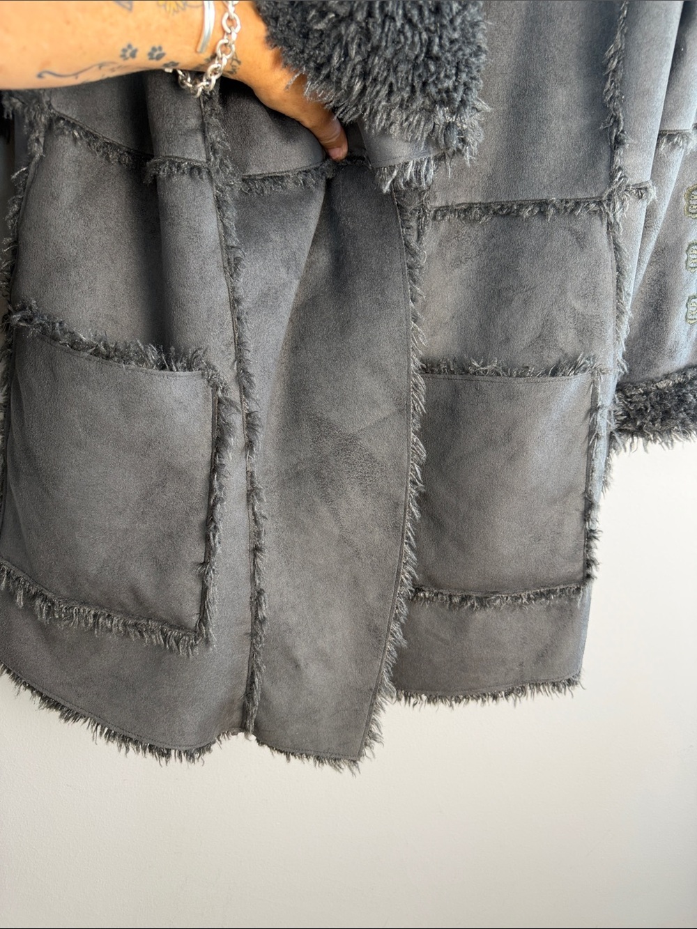 Johnny Was BIYA Shearling Faux Suede Embroidered Coat Hippie Boho XS Long Jacket - Picture 6 of 16